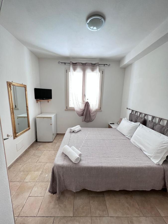 Rena Bianca House Hotell Porto Torres Eksteriør bilde